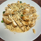 Best Parmasan Garlic Chicken Pasta in Shalimar, FL